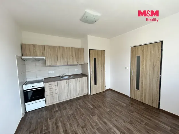 Pronájem bytu 1+1, Děčín, Nálepkova, 35 m2