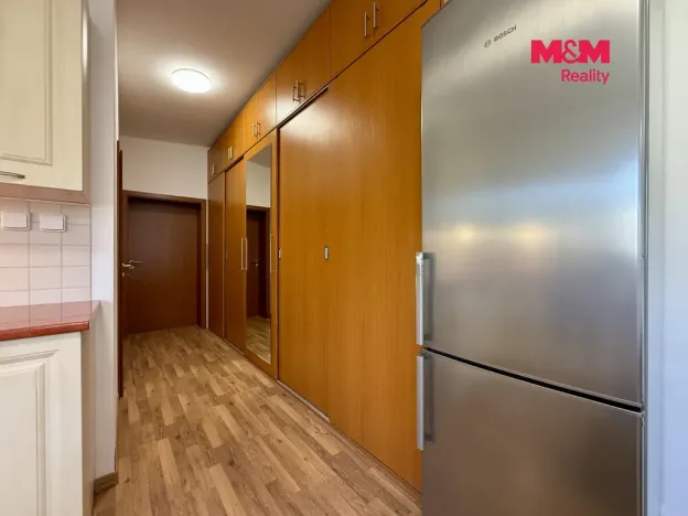 Pronájem bytu 1+kk, Kladno, Rooseveltova, 42 m2