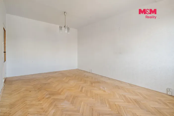 Prodej bytu 2+1, Jindřichův Hradec - Otín, 56 m2