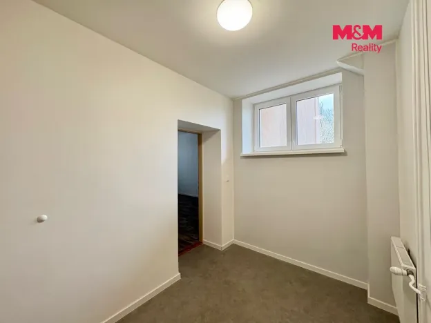 Pronájem bytu 2+kk, Krnov - Pod Bezručovým vrchem, Petrovická, 57 m2