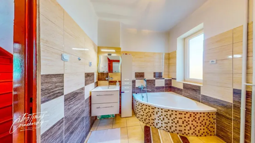 Prodej rodinného domu, Černovice, Tyršova, 168 m2