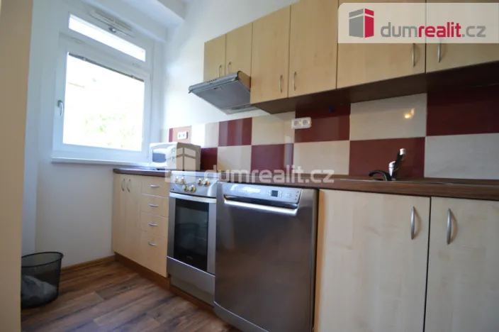 Pronájem bytu 2+kk, Praha - Vršovice, Kišiněvská, 53 m2