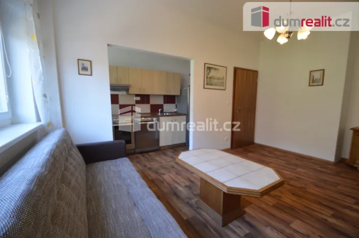 Pronájem bytu 2+kk, Praha - Vršovice, Kišiněvská, 53 m2