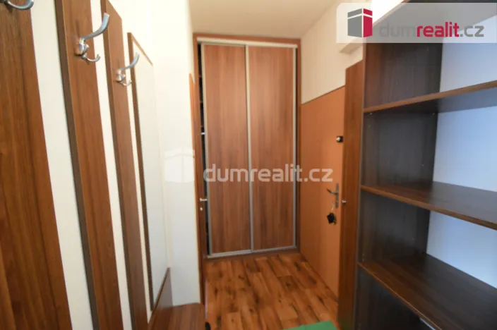 Pronájem bytu 2+kk, Praha - Vršovice, Kišiněvská, 53 m2