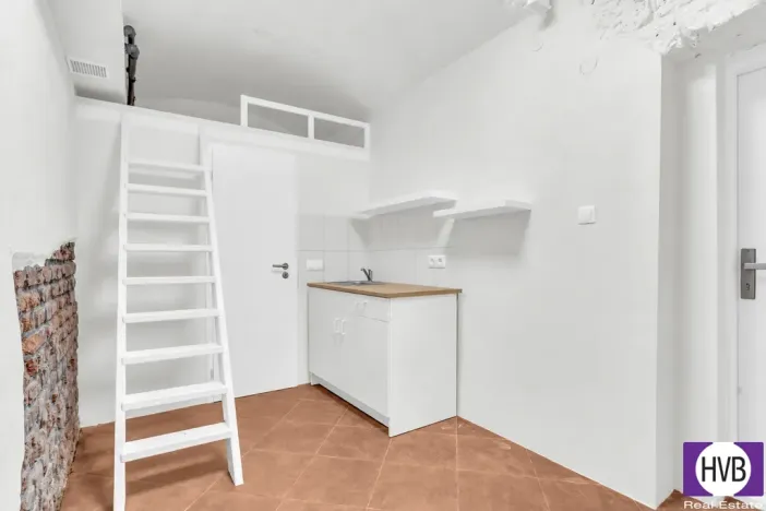 Prodej bytu 1+kk, Praha, Jagellonská, 16 m2