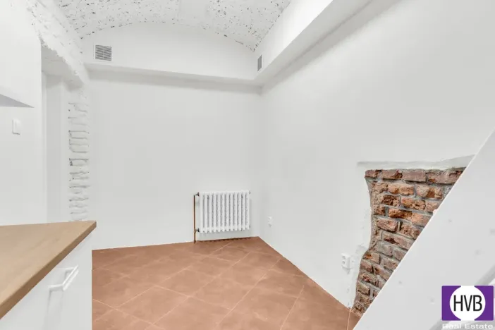 Prodej bytu 1+kk, Praha, Jagellonská, 16 m2