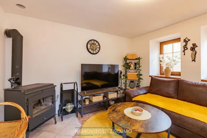 Prodej rodinného domu, Hluboké Mašůvky, 80 m2