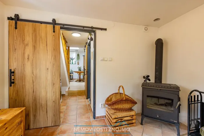 Prodej rodinného domu, Hluboké Mašůvky, 80 m2