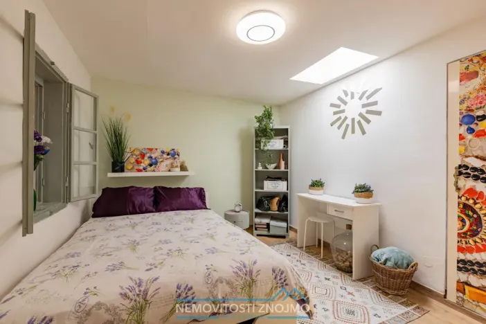 Prodej rodinného domu, Hluboké Mašůvky, 80 m2