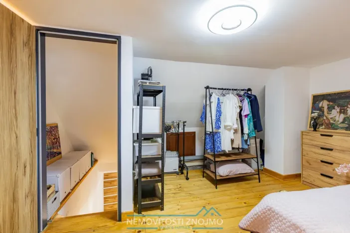 Prodej rodinného domu, Hluboké Mašůvky, 80 m2