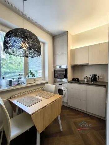 Pronájem bytu 1+1, Praha - Podolí, Podolská, 41 m2