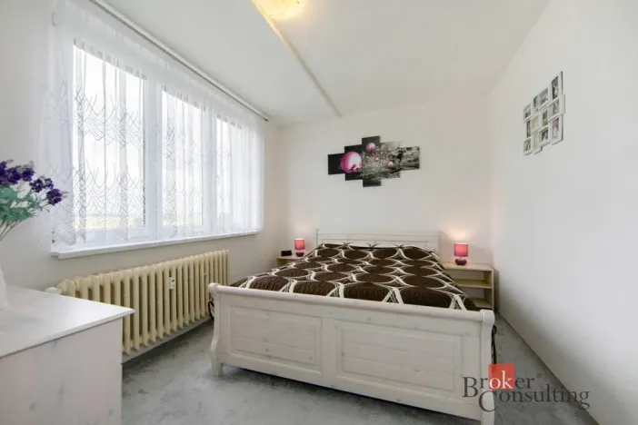 Prodej bytu 3+1, Toužim, Sídliště, 67 m2