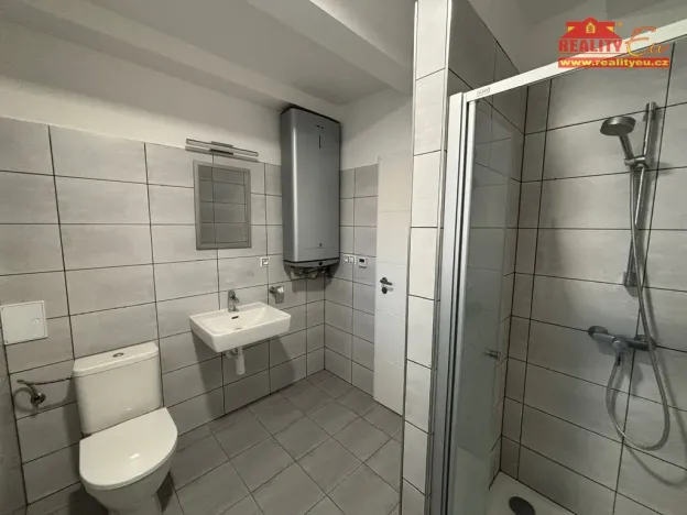 Prodej činžovního domu, Hradec Králové - Slezské Předměstí, Pouchovská, 460 m2