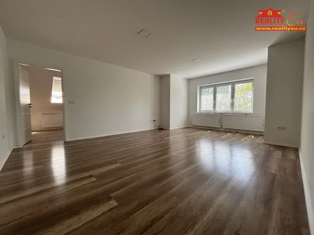 Prodej činžovního domu, Hradec Králové - Slezské Předměstí, Pouchovská, 460 m2