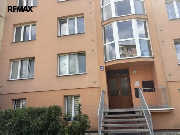 Prodej bytu 3+1, Karlovy Vary - Rybáře, Chomutovská, 67 m2