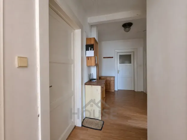 Prodej vícegeneračního domu, Praha, Hejtmanská, 275 m2