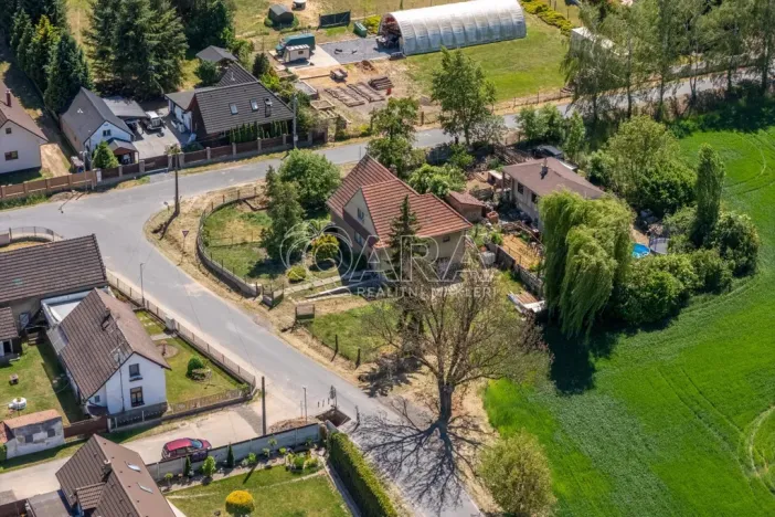 Prodej rodinného domu, Kropáčova Vrutice - Střížovice, 274 m2