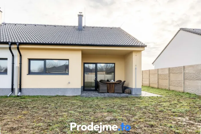Prodej rodinného domu, Hevlín, 81 m2