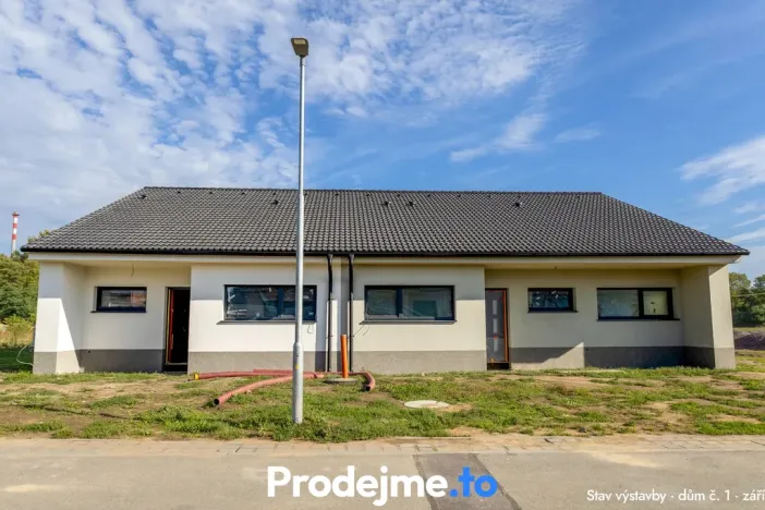 Prodej rodinného domu, Hevlín, 81 m2