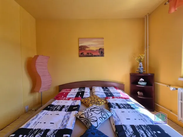 Prodej bytu 2+1, Karlovy Vary, Západní, 53 m2