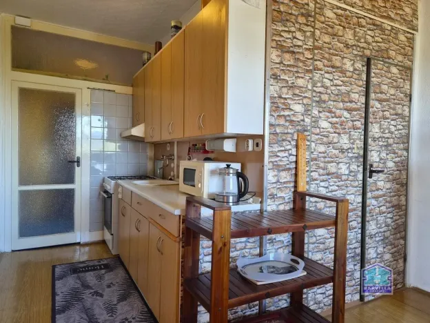 Prodej bytu 2+1, Karlovy Vary, Západní, 53 m2