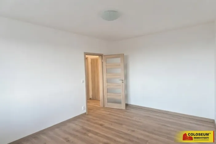 Pronájem bytu 1+1, Rousínov, 32 m2