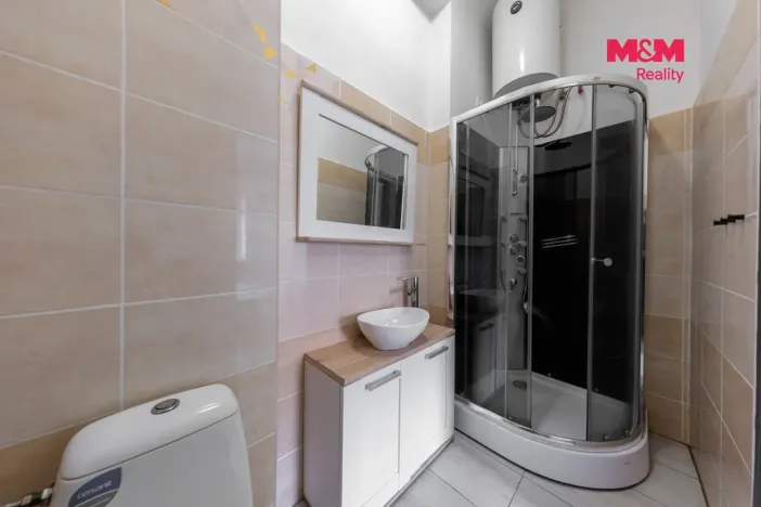 Prodej ubytování, Hroznětín, Mlýnská, 327 m2