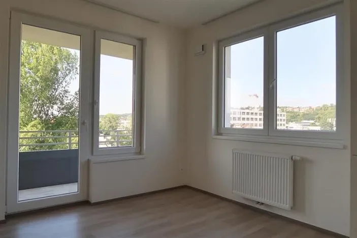 Pronájem bytu 3+kk, Praha - Vysočany, Svatošových, 72 m2
