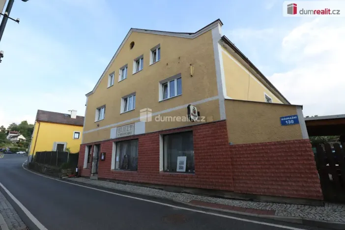 Pronájem bytu 1+1, Bečov nad Teplou, Nádražní, 33 m2