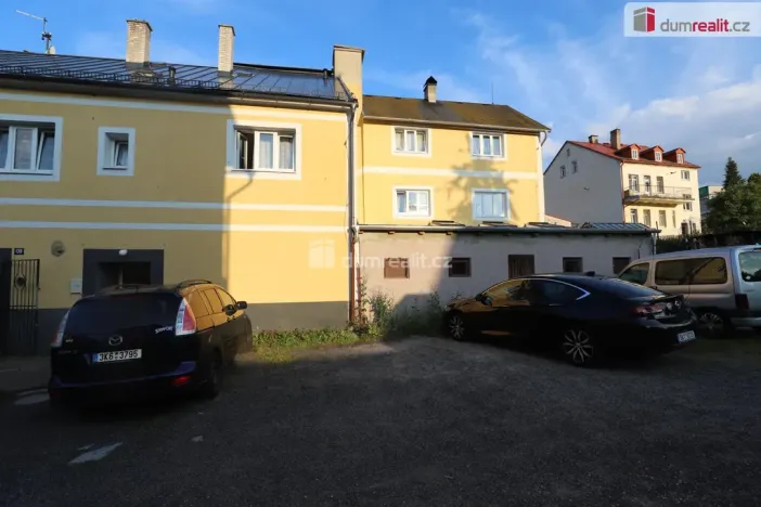 Pronájem bytu 1+1, Bečov nad Teplou, Nádražní, 33 m2