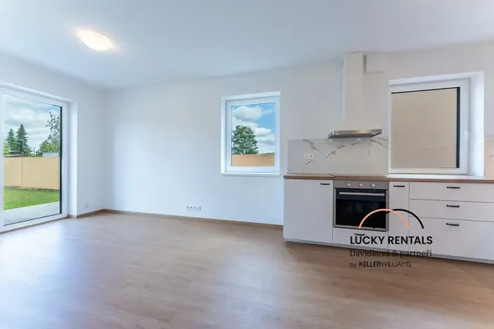Pronájem bytu 3+kk, Řehenice, 91 m2