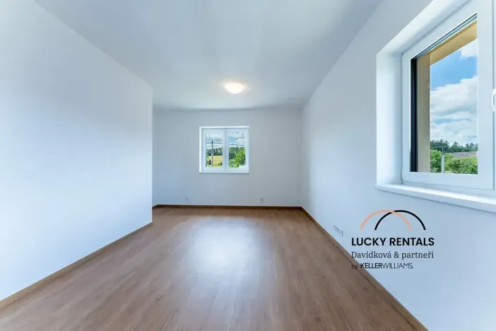 Pronájem bytu 3+kk, Řehenice, 77 m2