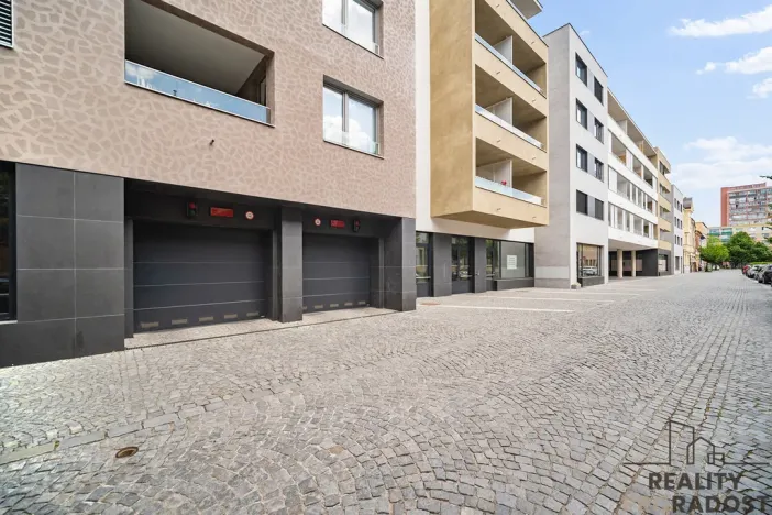 Pronájem bytu 1+kk, Pardubice, Smilova, 32 m2