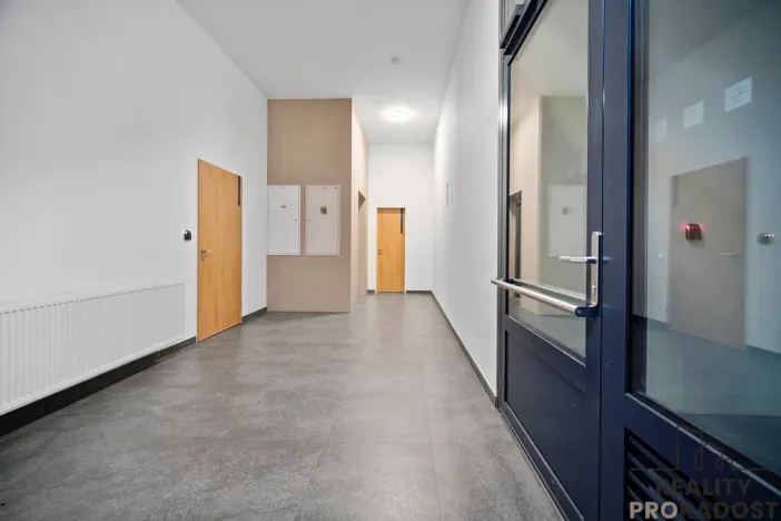 Pronájem bytu 1+kk, Pardubice, Smilova, 32 m2