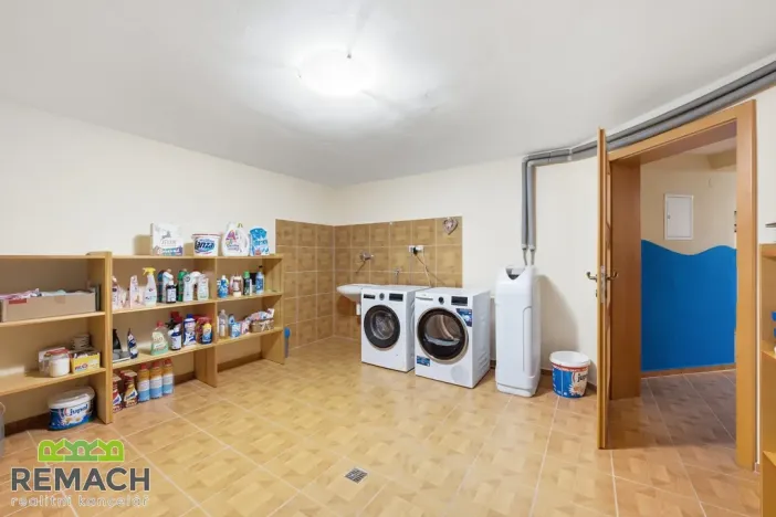 Prodej rodinného domu, Blatnice pod Svatým Antonínkem, 335 m2