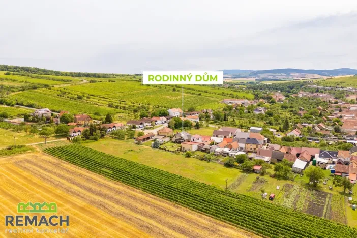 Prodej rodinného domu, Blatnice pod Svatým Antonínkem, 335 m2