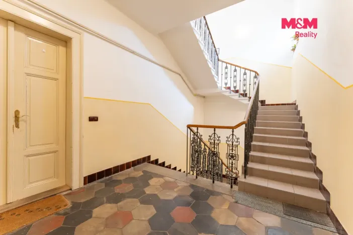 Pronájem bytu 3+1, Poděbrady - Poděbrady III, Komenského, 127 m2