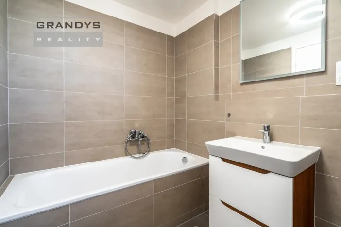 Pronájem bytu 3+kk, Praha, K Beranovu, 77 m2