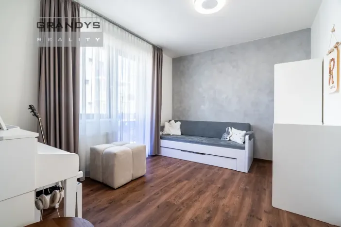 Pronájem bytu 3+kk, Praha, K Beranovu, 77 m2