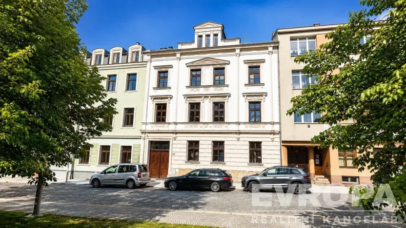 Pronájem bytu 3+1, Mladá Boleslav - Mladá Boleslav II, Komenského náměstí, 113 m2