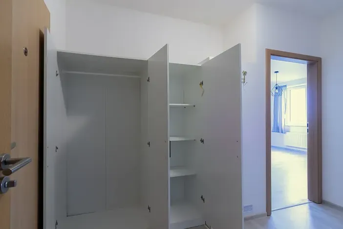 Pronájem bytu 2+kk, Klecany, V Honech, 46 m2