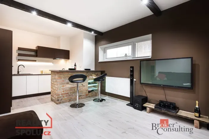 Pronájem bytu 2+kk, Brno - Žebětín, Chudčická, 55 m2