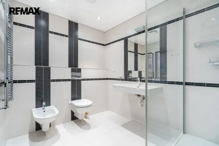Prodej bytu 4+kk, Karlovy Vary, Libušina, 171 m2