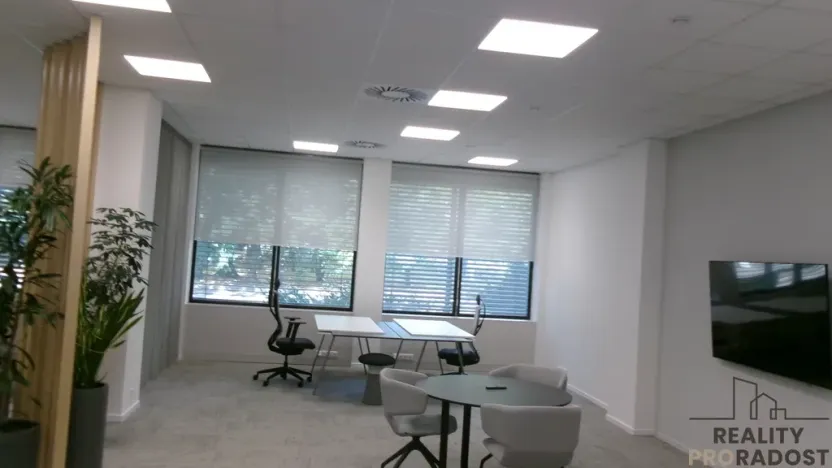 Pronájem kanceláře, Brno, Vídeňská, 342 m2