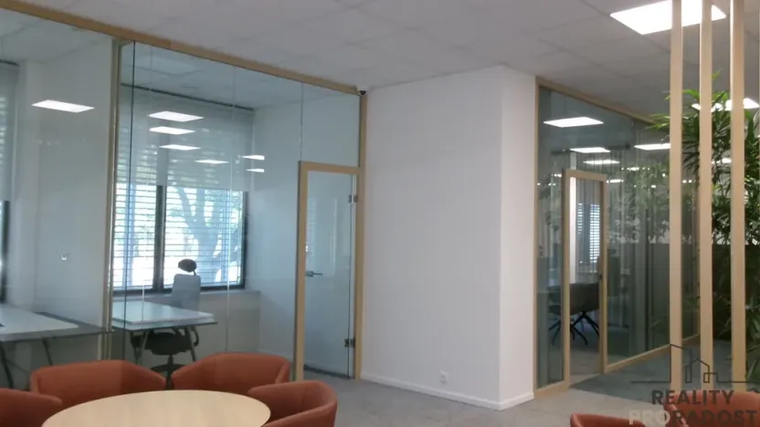 Pronájem kanceláře, Brno, Vídeňská, 342 m2