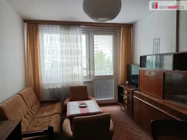 Pronájem bytu 2+kk, Praha - Kobylisy, Rajmonova, 45 m2