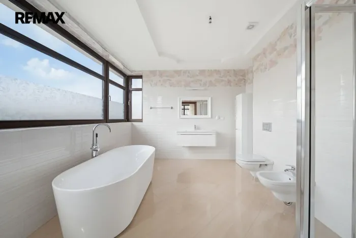 Prodej rodinného domu, Jesenice - Zdiměřice, Sýkorová, 363 m2