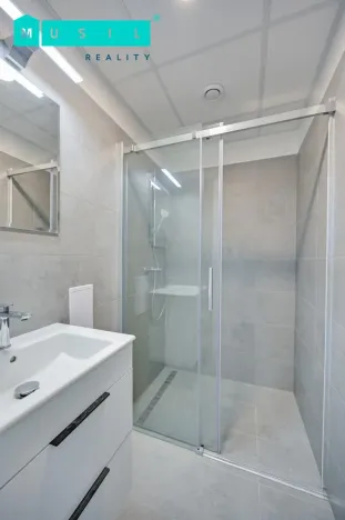 Pronájem bytu 2+kk, Olomouc, Šmeralova, 43 m2