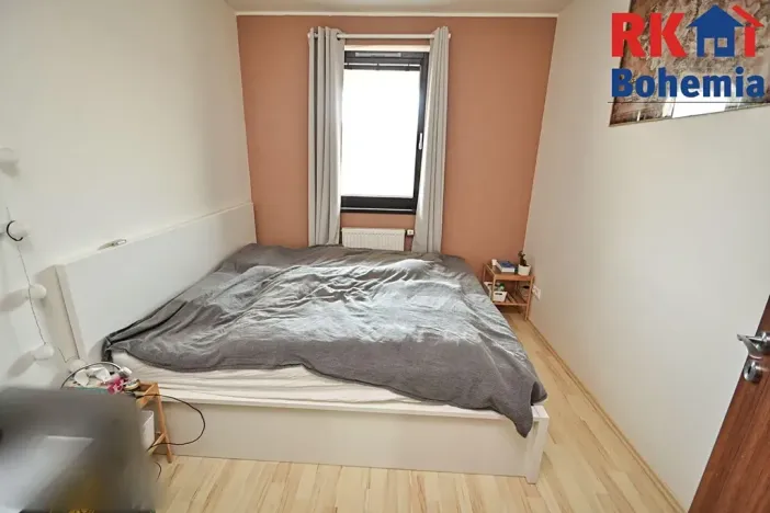 Pronájem bytu 2+kk, Praha - Háje, Loosova, 48 m2