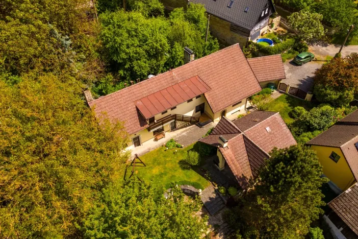 Prodej rodinného domu, Neveklovice, 200 m2